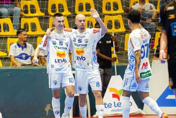Ap&oacute;s adiamento pelas chuvas, CAD e Umuarama abrem oitavas da S&eacute;rie Ouro nesta quarta