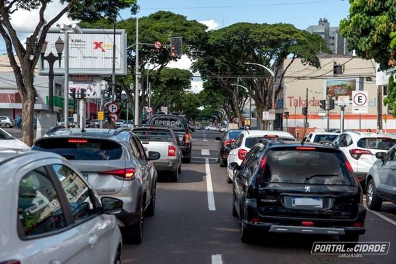 Em Umuarama, 1 em cada 6 ve&iacute;culos tem at&eacute; 5 anos; faixa de 6-15 anos lidera