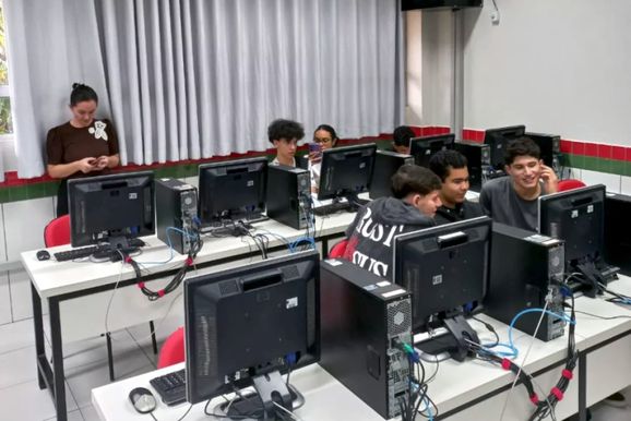 IFPR de Umuarama conquista medalhas de bronze na Olimp&iacute;ada Brasileira de Geografia