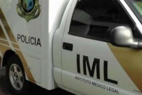 Mulher morre ap&oacute;s cair em tanque de peixes em Rebou&ccedil;as
