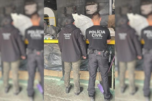 Pol&iacute;cia Civil incinera cerca de 170 quilos de drogas apreendidas em Irati e Rebou&ccedil;as