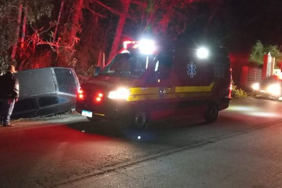 Bombeiros atendem sa&iacute;da de pista na SC-135 em Matos Costa 