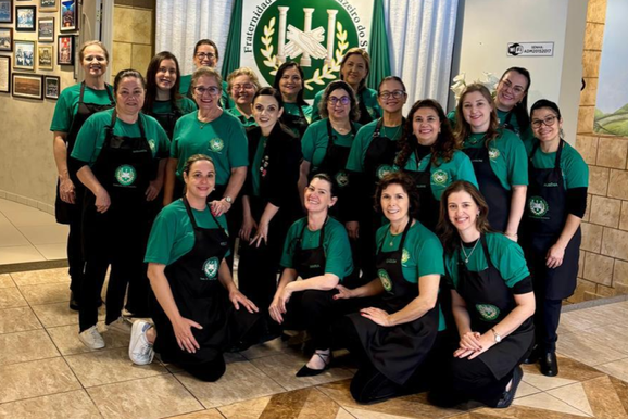 Caf&eacute; com Bingo arrecada mais de R$ 10 mil para a Rede Feminina