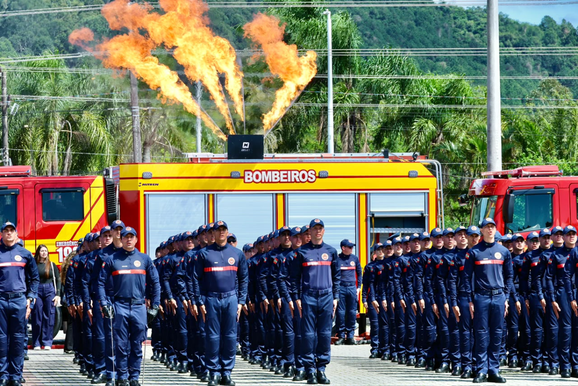 Corpo de Bombeiros de SC completa 100 anos com 653 novos soldados