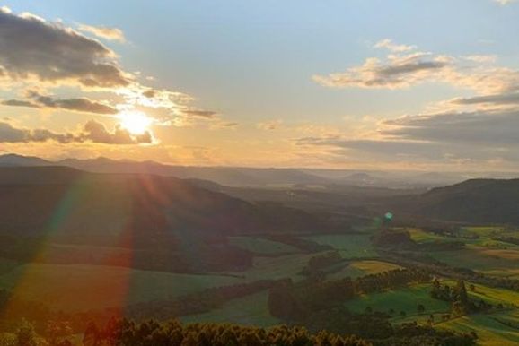 Morro do Carv&atilde;o ser&aacute; destino de caminhada noturna no dia 27