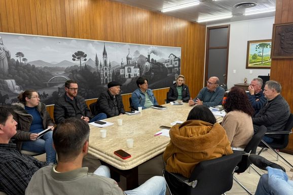 Prefeitura e Defesa Civil acompanham previs&atilde;o de chuvas e refor&ccedil;am a&ccedil;&otilde;es preventivas