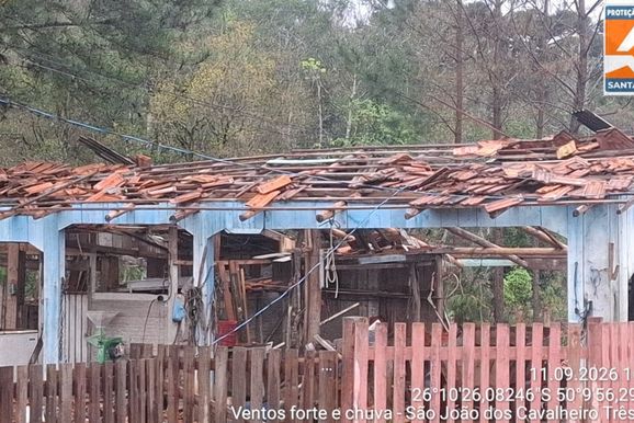 Tornado &eacute; confirmado em Tr&ecirc;s Barras ap&oacute;s tempestade da &uacute;ltima sexta
