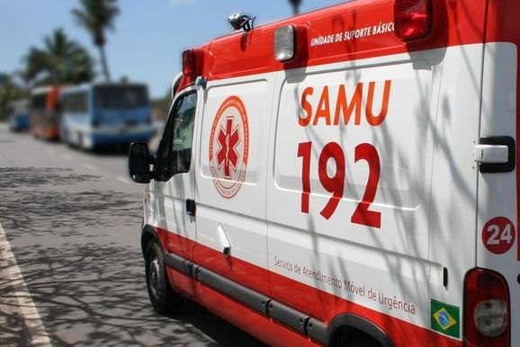 Homem de 45 anos fica ferido ap&oacute;s cair de aproximadamente 6 metros em S&atilde;o Mateus do Sul