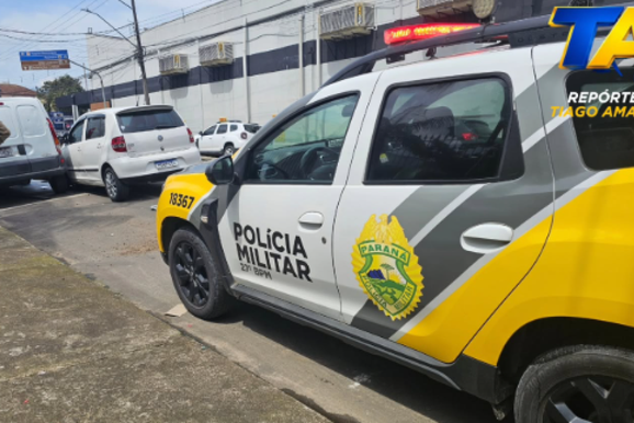 Motorista sofre mal s&uacute;bito e bate em carro estacionado na Rua Prudente de Morais