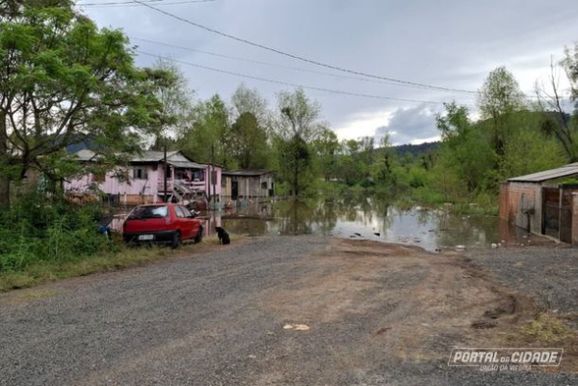 Uni&atilde;o da Vit&oacute;ria registra 138,4 mm de chuva em um &uacute;nico dia, maior volume desde 2023