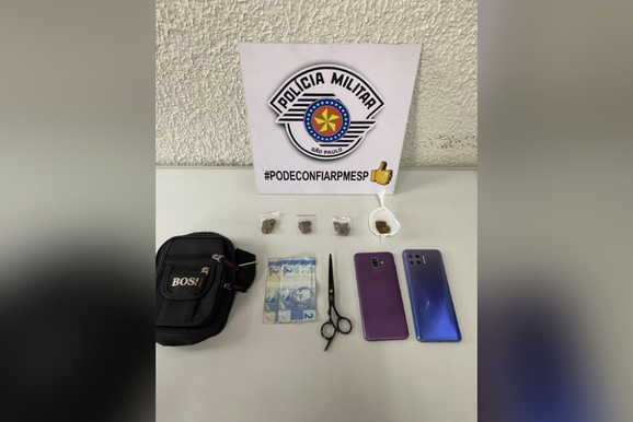 Dois menores s&atilde;o apreendidos por venda de drogas em Vargem Grande do Sul