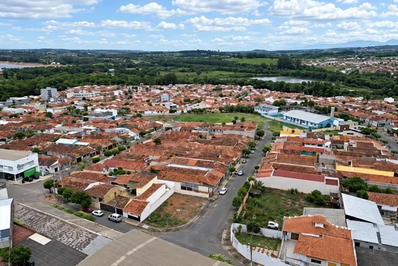 Saldo de empregos em Vargem Grande do Sul mais que triplica em agosto