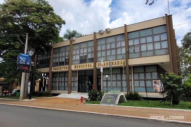 Tem início nesta segunda-feira (5) o período de inscrições para o concurso público da Prefeitura Municipal de Andradas (MG)