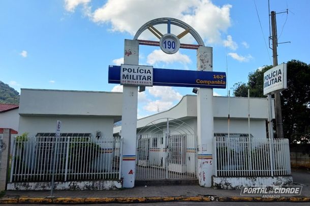 Idosa é atropelada por ciclista e sofre ferimentos em Andradas