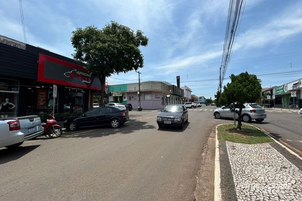 No s&aacute;bado (14) o funcionamento do com&eacute;rcio &eacute; at&eacute; &agrave;s 16h.