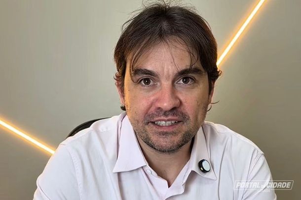 Dr. Tiago atende no Centro M&eacute;dico Santa Catarina.
