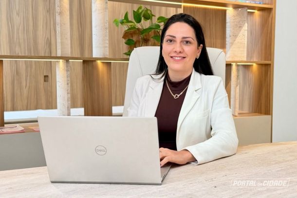 Dra. Caroline atende em Loanda presencialmente e online para qualquer lugar do mundo.