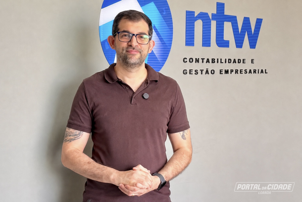 Alexsandro &eacute; diretor executivo do escrit&oacute;rio NTW Loanda.