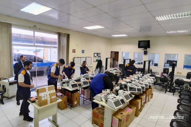 Cerim&ocirc;nias de carga e lacra&ccedil;&atilde;o e gera&ccedil;&atilde;o de m&iacute;dias ser&atilde;o realizadas em mais de 200 f&oacute;runs eleitorais no Paran&aacute;.