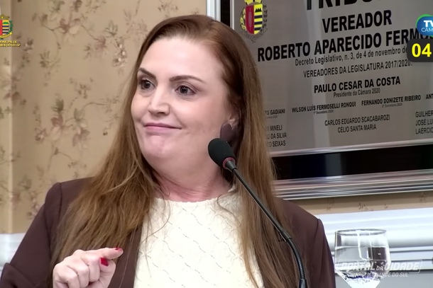 Lucila Garcia denuncia crise na educa&ccedil;&atilde;o e Prefeitura responde