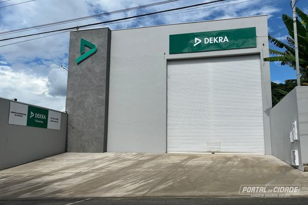 M&aacute;rcio Valezin inaugura novo endere&ccedil;o da DEKRA Vistorias na cidade