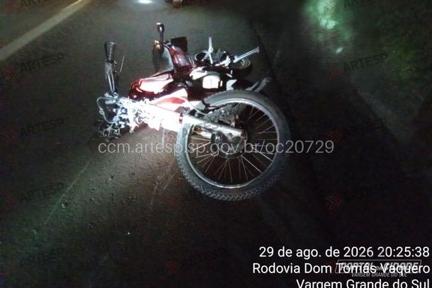 Motociclista morre ap&oacute;s atingir boi na SP-344 em Vargem Grande do Sul