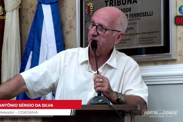 Serginho da Farm&aacute;cia pede que prefeitura informe situa&ccedil;&atilde;o atual dos loteamentos clandestinos e irregulares existentes no munic&iacute;pio