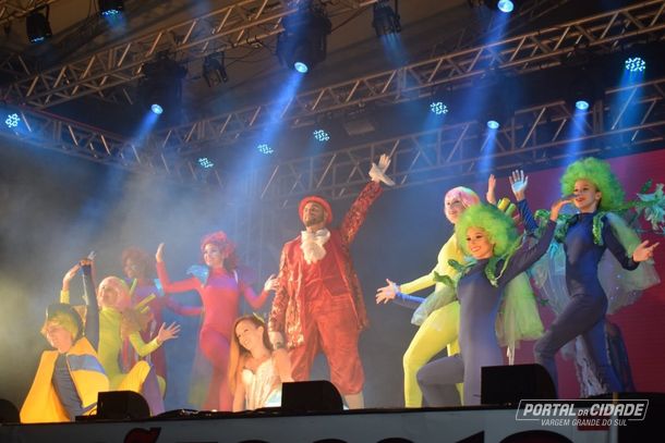 Cultura: Festa das Na&ccedil;&otilde;es ter&aacute; mais 60 apresenta&ccedil;&otilde;es art&iacute;sticas programadas nesta edi&ccedil;&atilde;o
