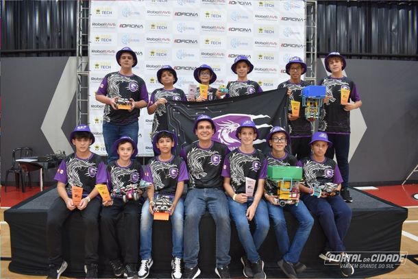 De Vargem Grande do Sul para os EUA: Cyberdragons garante vaga em Mundial de Rob&oacute;tica