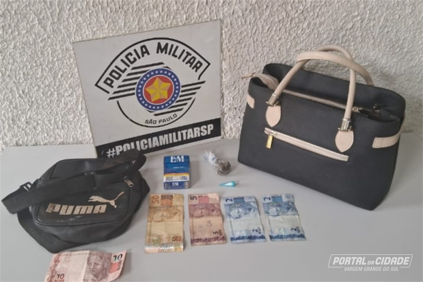 Mulher &eacute; presa por tr&aacute;fico de drogas no Jardim Fortaleza, em Vargem Grande do Sul