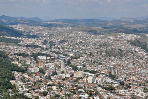 Po&ccedil;os de Caldas cria pol&iacute;tica para identificar e enfrentar abandono de im&oacute;veis