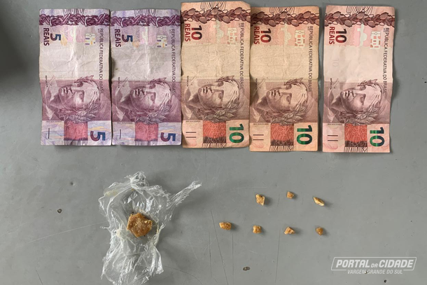 Pol&iacute;cia prende homem com drogas na Vila Santa Terezinha em Vargem Grande do Sul