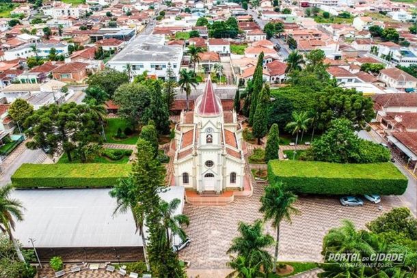  S&atilde;o Sebasti&atilde;o da Grama ter&aacute; ponto facultativo na sexta-feira (30) e em 3 de novembro