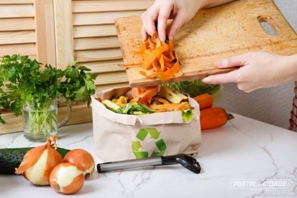 Projeto CozinhAlimento muda data de inaugura&ccedil;&atilde;o para capacitar moradores na gastronomia