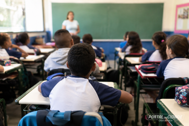  Programa Escola da Fam&iacute;lia transformou escolas em espa&ccedil;os de conviv&ecirc;ncia