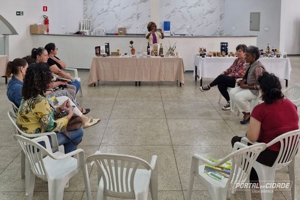 Projeto busca profissionalizar artes&atilde;os e fortalecer turismo em Caconde