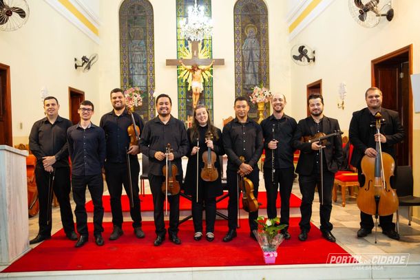 Orquestra Vereda Cultural leva concerto gratuito &agrave; Igreja Matriz