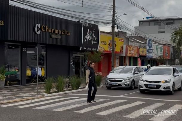 No entanto, a entidade refor&ccedil;a que a decis&atilde;o sobre o funcionamento de cada estabelecimento &eacute; de responsabilidade de cada empres&aacute;rio.