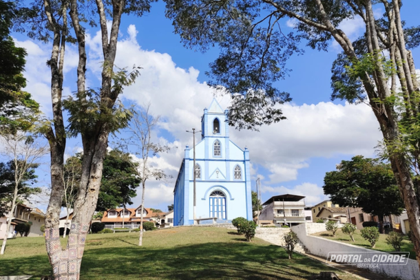 Igreja do Ros&aacute;rio, em Ibertioga