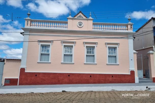 Nova sede da Escola em Tempo Integral de Ibertioga