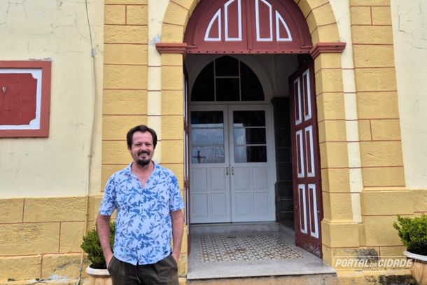 Gustavo Uch&ocirc;as