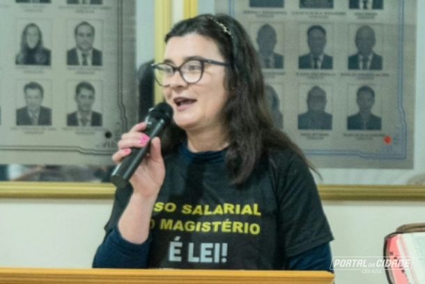 Professores se manifestaram na tribuna da C&acirc;mara Municipal 