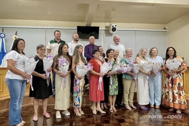 Primeiras Damas tamb&eacute;m foram homenageadas 