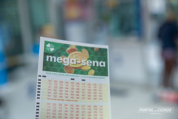 O volante simples da Mega-Sena, com seis dezenas marcadas, custa R$ 5