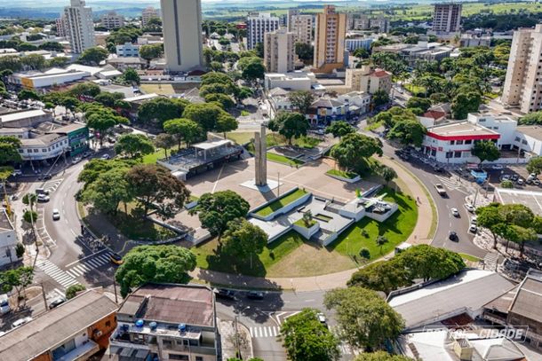 O sol segue brilhando forte e as temperaturas elevadas em Umuarama