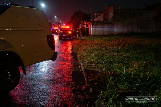 For&ccedil;a-tarefa agiu ap&oacute;s relat&oacute;rios apontarem que o suspeito rondava insistentemente o mesmo bairro atr&aacute;s do alvo