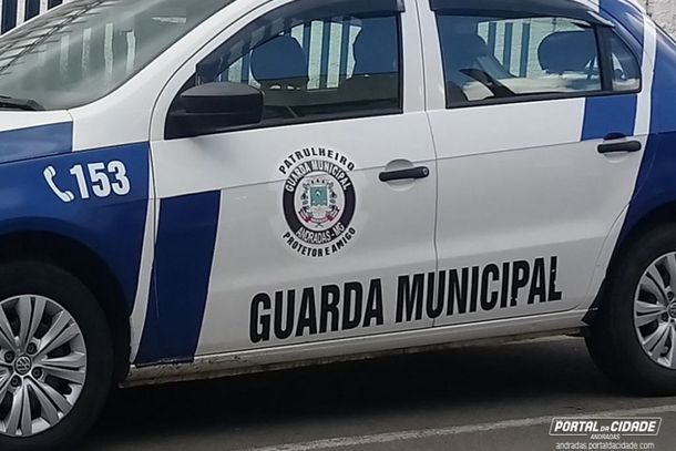 Autor disse estar cansado de ser abordado pela pol&iacute;cia