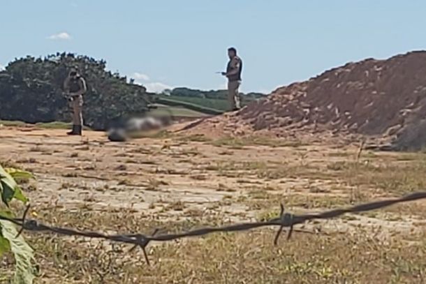 Helic&oacute;ptero da pol&iacute;cia ser&aacute; usado na busca pelo autor