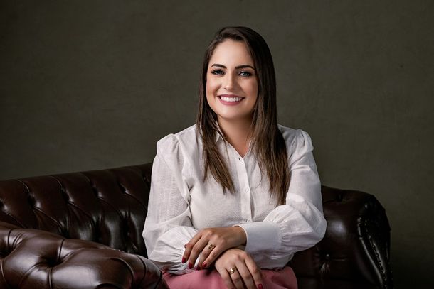 Eluane Caroline Teixeira, gerente da S.O.S Financeira