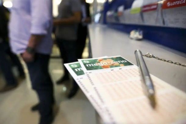 Pr&ecirc;mio principal sorteado estava acumulado em R$ 29,8 milh&otilde;es e teve dois ganhadores